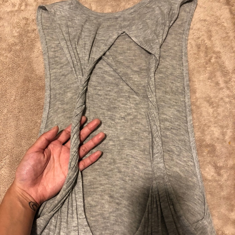 Stringy Grey Tank Top - Picture 2 of 2